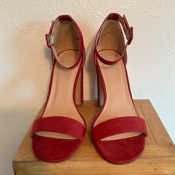 ASOS New Look Block Heel Sandal, Size 9 - Picture 8 of 8